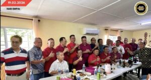 TAN SRI WILLIAM MAWAN NGATUR PENEMUAI BESERIMBAI ENGGAU PENGERAMI NGINTU TAUN BARU CINA DI PAKAN