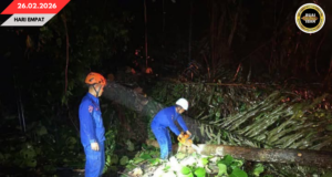 OPERASYEN TENGAH MALAM: APM BEJALAIKA PENGAWA ENGGAU LENGKAS MERESI PUN KE KAYU TUMBANG
