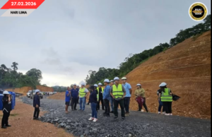 LIDAM ASSAN NEMUAI SERAYA GAWA BERATIKA PROJEK JALAI ENGGAU INFRASTRUKTUR DI KATIBAS