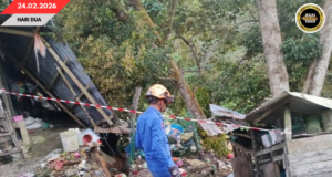 TANAH TUSUR PENALAM EMPAT KAKI BA RUMAH PANJAI SPENCER MULING, TEMUDOK