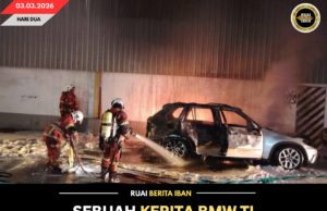 SEBUAH KERITA BMW TI NGEMBUAN LUMUR REJISTA BRUNEI ANGUS LENGIS DI PIASAU