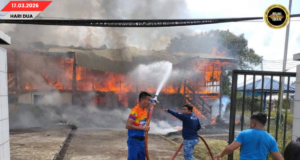 SEBUAH BENGUNAN LAMA ENDUR BALAI POLIS LAMA SPAOH ANGUS 80 PERATUS