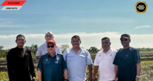 Pansik Padi Hibrid ba Sessang Negapka Produktiviti Nengeri enggau Pengelikun Pemakai