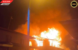 SEBUAH RUMAH ANGUS LENGIS BA PENUSAH ANGUS DI LORONG CEMPAKA 17, KAMPUNG HULU BELADIN