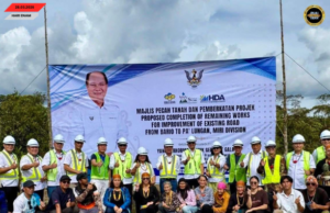 Pemansang Menua Pesisir Sarawak Dipejalaika Enggau Komprehensif Sereta Strategik