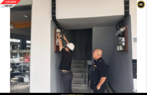 LIMA BUAH PREMIS DIPUTUSKA BEKAL KUASA KARAN DIPELABAKA DIKENA BEJALAIKA PENGAWA JUDI ONLINE