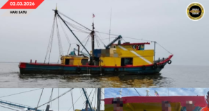 APMM ZON MARITIM BINTULU NGETAN SEBUAH KAPAL BERIKAN DIPELABA NGELANGGAR SYARAT LISIN BA TANJUNG PAYUNG