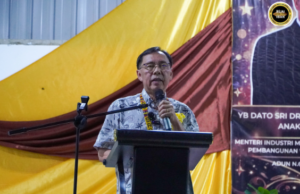 Sarawak begunaka rebak baru nguasa AI enggau teknologi moden – Dr Stephen Rundi