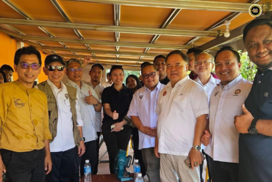 Kapit enggau Song bisi potensial nyadi hab pemansut madu kelulut di Sarawak