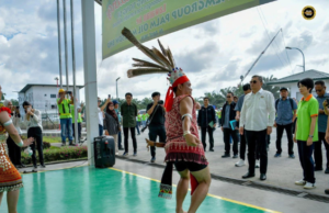 Penemuai Sapit Menteri negapka pengawa matau industri sawit di Sarawak
