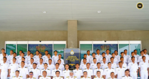 52 Raban TLDM Nerima Lencana Pengelandik Kapal Selam di Kota Kinabalu