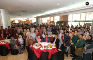 Pengerami Aidilfitri Opis Betanam Betupi Sarawak meransang semengat begulai