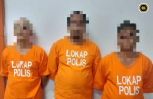 Saru timbak ngujungka bakih bebadi