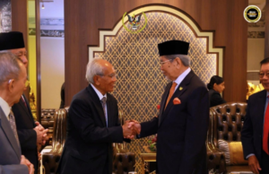 TYT nerima penemuai ari Yayasan Perpaduan Sarawak