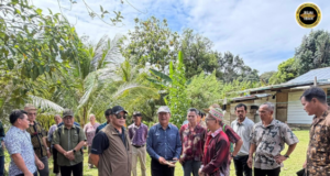 Penemuai kereja ADUN Mulu, DID enggau SFC ngenegapka pemansang menua