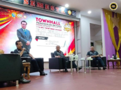 Townhall pelajar Betong meransang nembiak rebak baru ngagai tikas panggau dunya