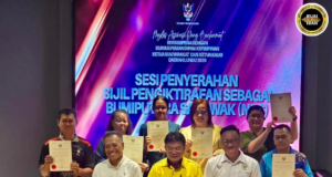 Kus KMKK Lundu Negapka Atur Pengawa enggau Ketuai Komuniti Renggat Baruh