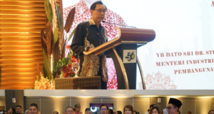 Sarawak negapka pengelikun pemakai nengah ‘diversifikasyen’ ekonomi betanam betupi