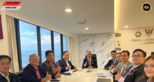 JKR Sarawak nerima penemuai ari ADUN Katibas, berandauka pejalai enggau perambu projek