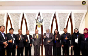 PBB Pampang Lingga Meri Penemuai Meri Basa Ngagai Sapit Premier Sarawak