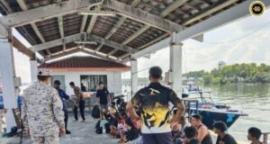 Bot dipelaba ngundan PATI diripotka karam ba kandang tasik Pulau Pangkor