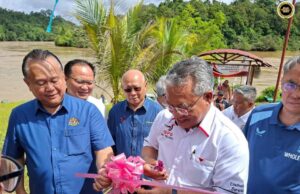 DUN Pelagus ngungkupka agih belanja RM300,000 dikena ngemanahka Rumah Panjai Sebeli Ngilai