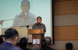 Raban Nembiak Patut Ngiring Revolusyen AI Enggau Tanggung pengawa – Datuk Wilson Ugak Kumbong