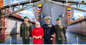 Raja Permaisuri Agong ngelancharka Kapal Misyen Pesisir Batch 2 TLDM