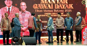Gawai Dayak Betong Negapka Penyerakup Enggau Pesaka Budaya Komuniti Dayak — Dr Richard