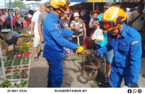 Siku ular sawa batik ba paip sinki premis mujur ditangkap