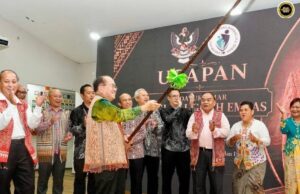 Uggah Ngungkup Bantu RM30,000 Ngagai GTR Rimbas Ulu, Madahka Bantu Ungkup JKKK enggau Biro Indu