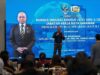Direktor Kereja Raya Sarawak ngemeratka pengawa bejaku ba mua mayuh