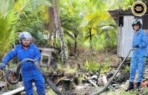 APM Samarahan nangkap ular sawa panjai empat meter