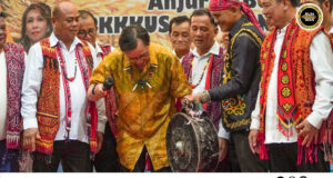 Gerempung komuniti Iban Zon Niah nerima RM55,000 beserimbai Pengerami Mantar Gawai Dayak 2026