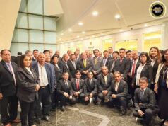 Raban KMKK Ngemah nemuai basa ngagai opis Sapit Premier Sarawak seraya betukar penemu dalam mayuh bengkah pekara