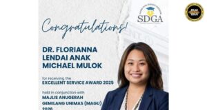 Pemujur Dr Florianna nerima puji ari SDGA
