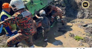 Siku deriba lori bebadi nyawa ketegal tepekul ba tanah luchak dalam bilik deriba