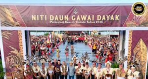 Pengawa bebaris Niti Daun Gawai Dayak 2026 ba Bintulu richah, ngempuruka lebih 5,000 iku penyereta