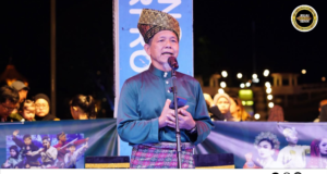 Puisi Asal Melayu Samarindok Ngidupka Tebing Ai Kuching, Narit Beratus Iku Temuai
