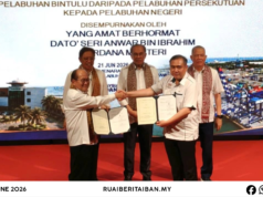 Sejarah ditempa, Penyangkai Kapal Bintulu enggau rasmi pulai baru ngagai pentadbiran Perintah Sarawak