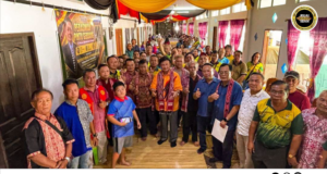 ADUN Pakan Ngansak Komuniti Negapka Penemu enggau Nyukung Pelajar Setipak Enggau Pemansang