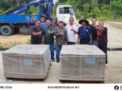 38 Pintu Rumah Panjai ba Rh. Nanang Nerima Bantu Kereban Berumah Nengah Projek MyKhas PMR