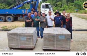 38 Pintu Rumah Panjai ba Rh. Nanang Nerima Bantu Kereban Berumah Nengah Projek MyKhas PMR