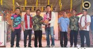 Apai Indai Diperansang Nganjung Anak Bemalam Ba Buding Maya Sekula
