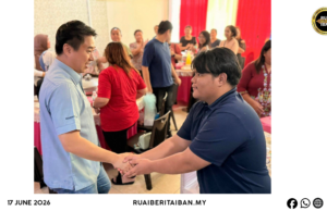 Larry Seruran Ngemeratka Pekara Pelajar Enggau Pemansang Sekula