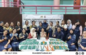 PPKK Lawas negapka pengelandik komuniti nengah Makmal Kraf Manik enggau Batik Linut Renggat 3